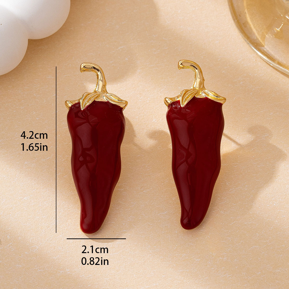Quirky Vintage Fashion - Orecchini a bottone con peperoncino eccentrico