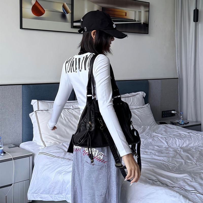 Streetwear Gothic Letter stamp - Turtleneck Knit 90S recensione e prezzo