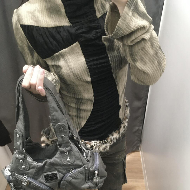 Goth Cross Sottocultura top sl - Turtleneck Knit 90S recensione e prezzo