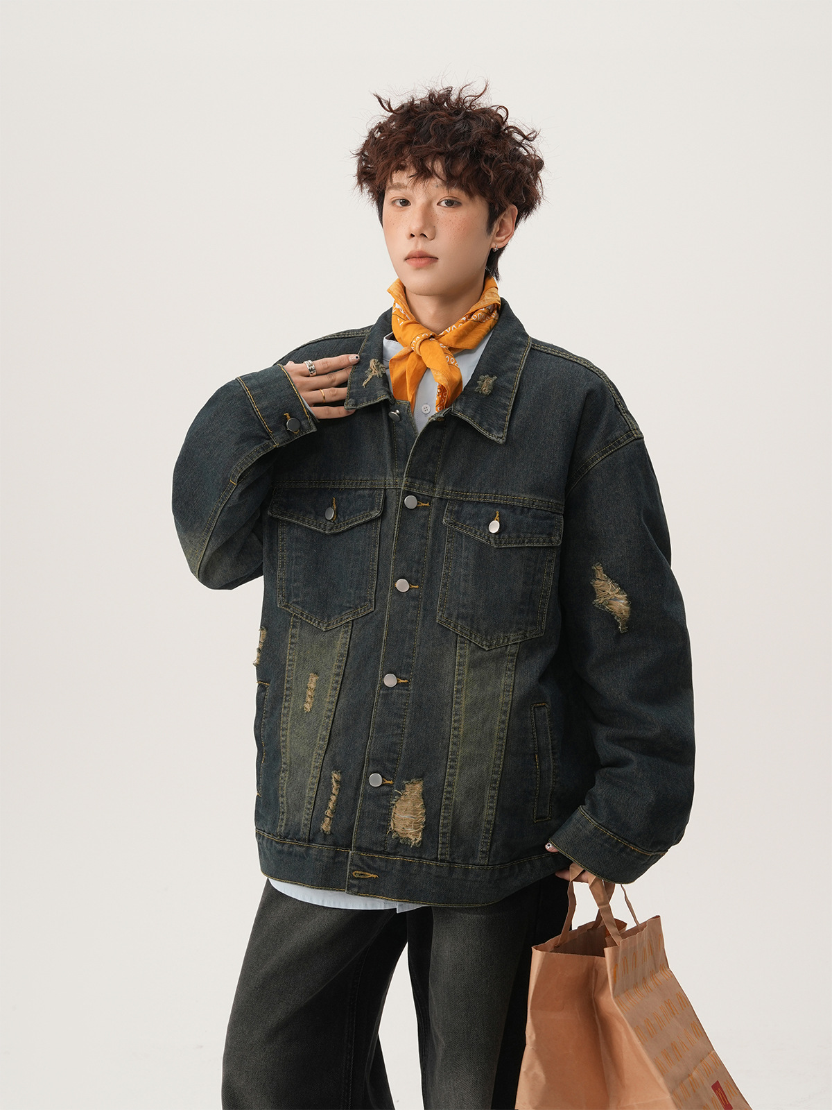 Giacca di jeans strappata in s - Vintage Fashion Jacket recensione e prezzo