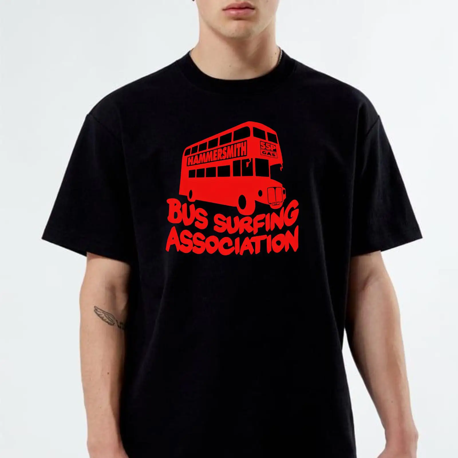 Maglietta Retro Bus Surfing As - Vintage Fashion London recensione e prezzo