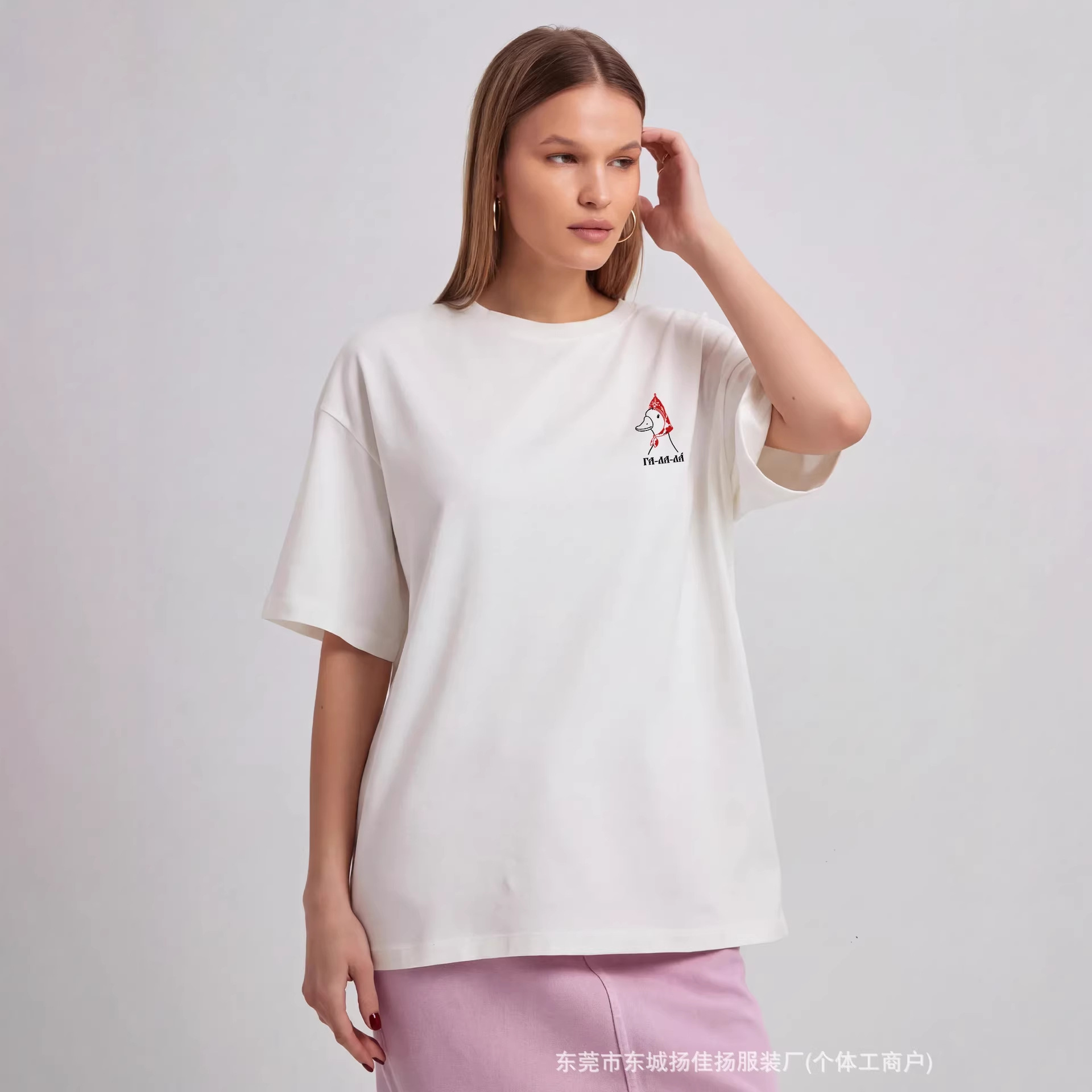 Divertente maglietta oversize  - Quirky Vintage Fashion recensione e prezzo