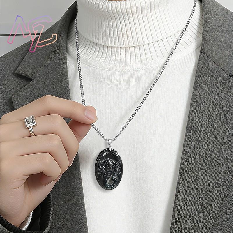 Collana con Pendente a Scorpio - Vintage Fashion Designer recensione e prezzo